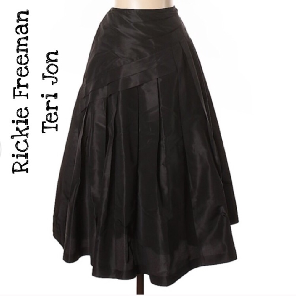Rickie Freeman Teri Jon Black Silk Skirt Size 6